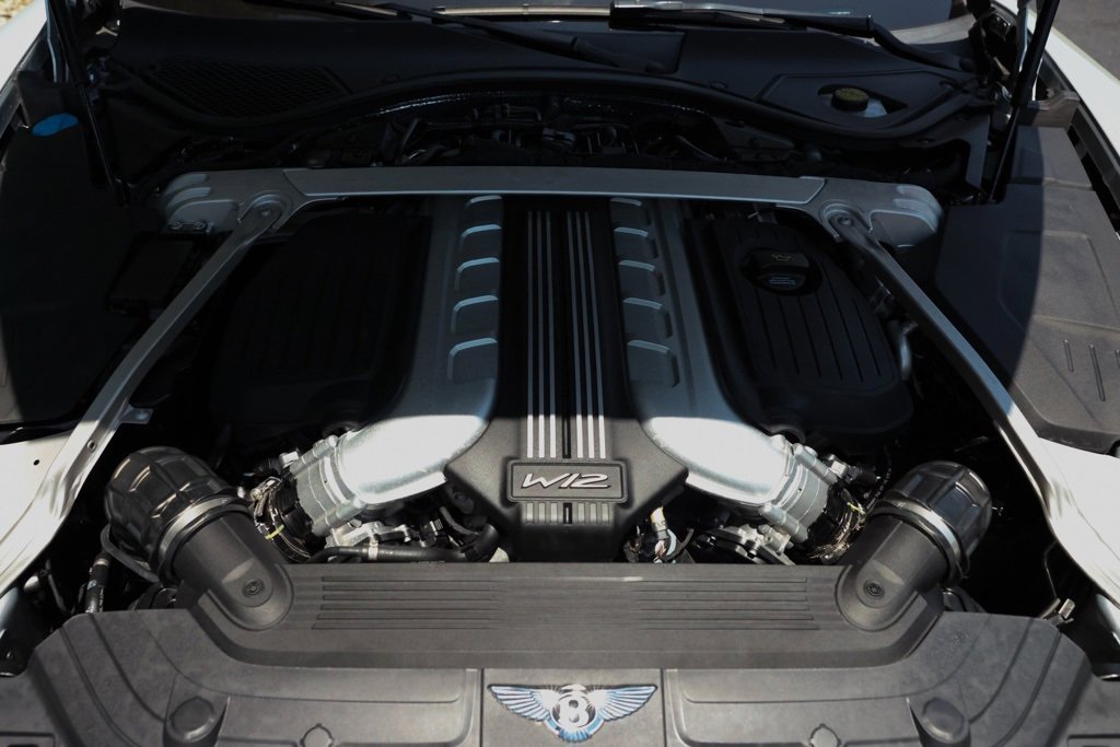 Used 2020 Bentley Continental GT image 33