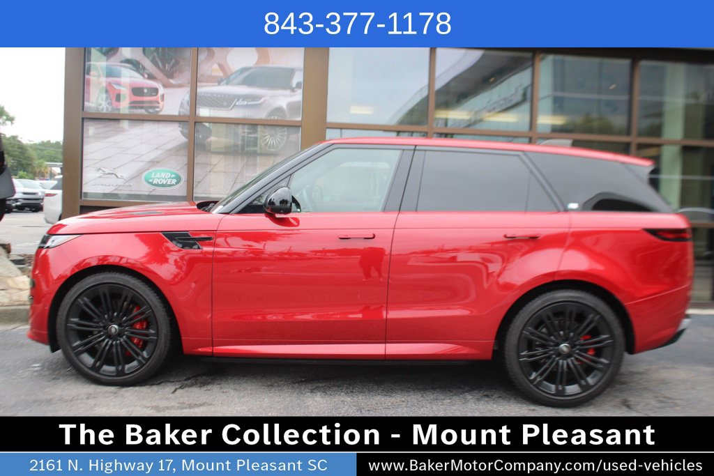 Used 2024 Land Rover Range Rover Sport Dynamic SE AWD/4WD image 2