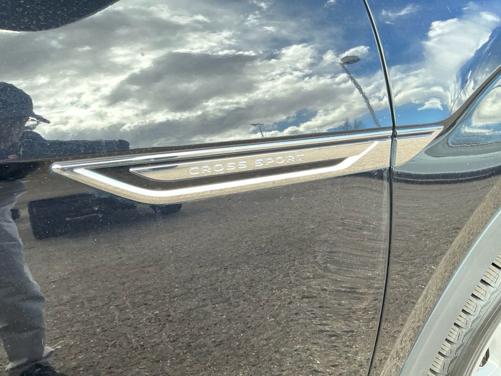 Used 2022 Volkswagen Atlas Cross Sport SE image 24