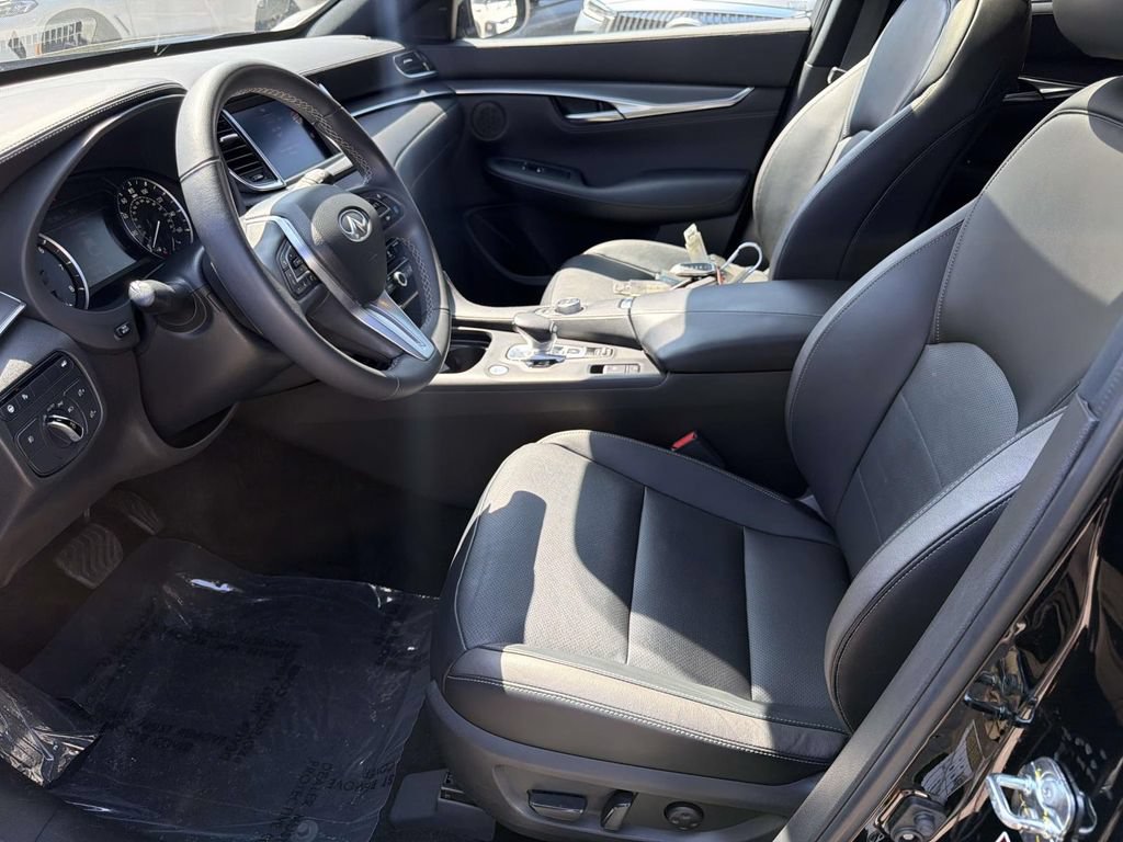 Certified 2023 INFINITI QX55 Luxe w/ Cargo Package AWD/4WD image 30