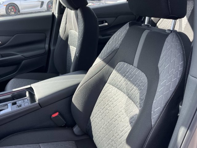 New 2026 Nissan Sentra SV w/ SV Convenience Package FWD image 22