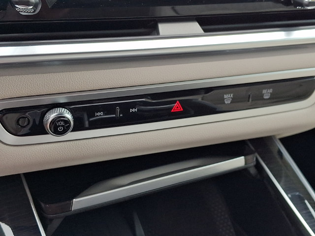 Certified 2024 BMW X5 M60i AWD/4WD image 20