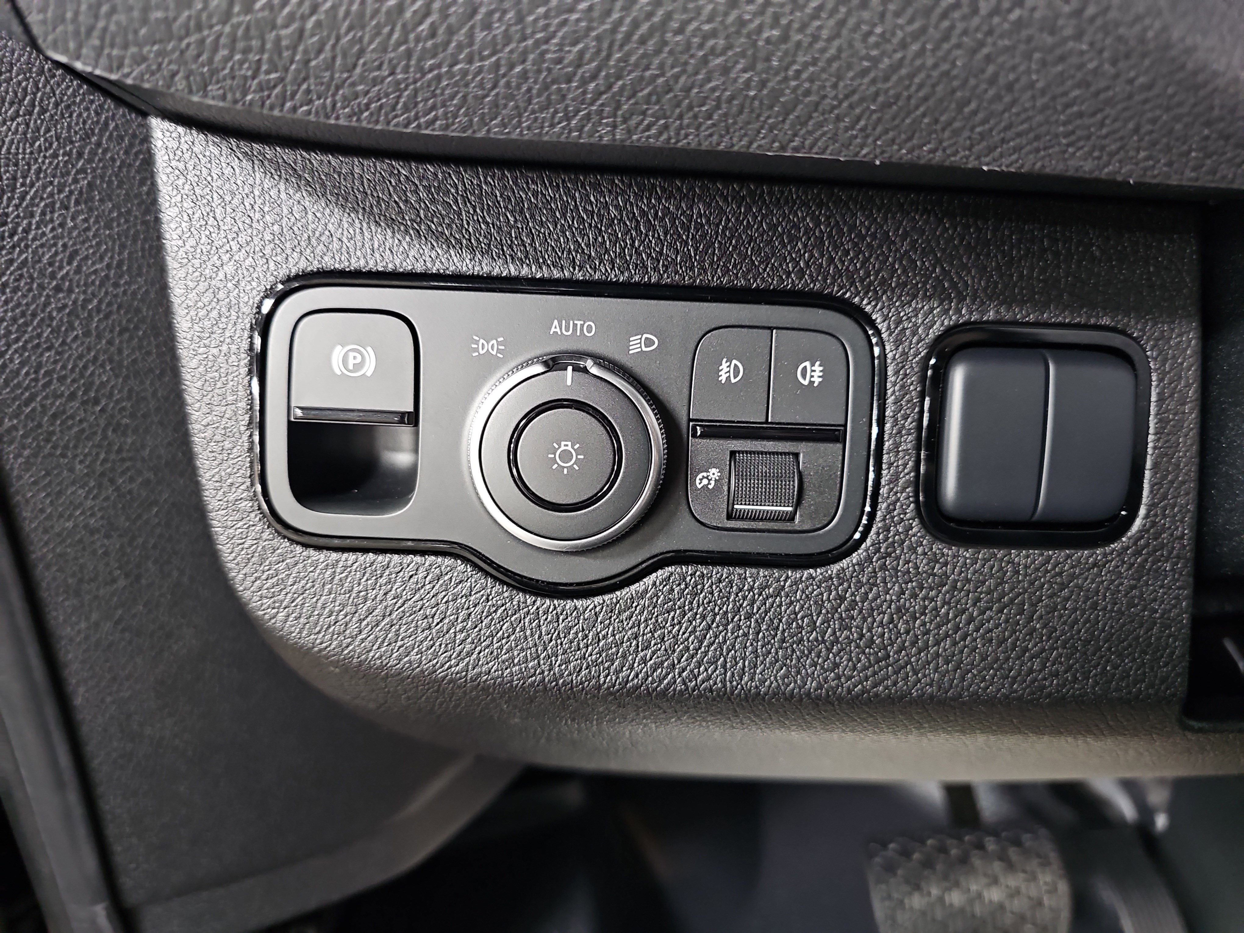 New 2026 Mercedes-Benz Sprinter 2500 image 28