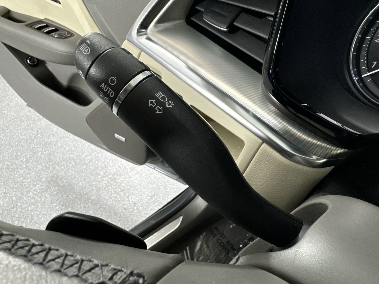 Used 2020 Cadillac XT5 Premium Luxury image 15