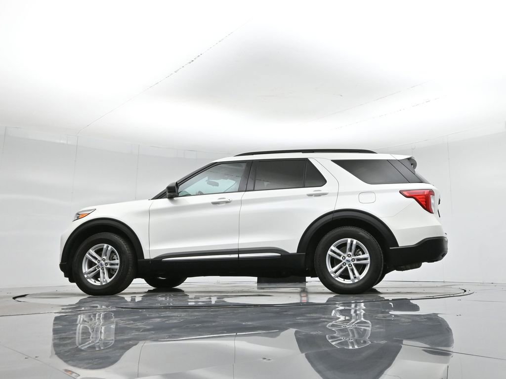 Certified 2023 Ford Explorer XLT image 56