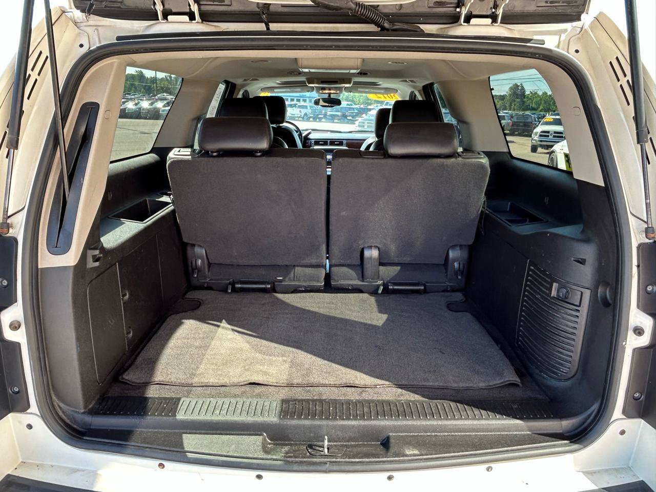 Used 2012 Chevrolet Suburban LTZ AWD/4WD image 18
