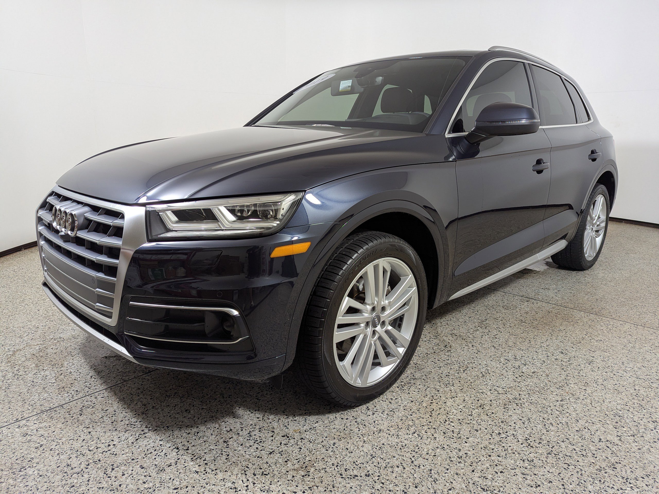 Used 2019 Audi Q5 Prestige AWD/4WD image 3