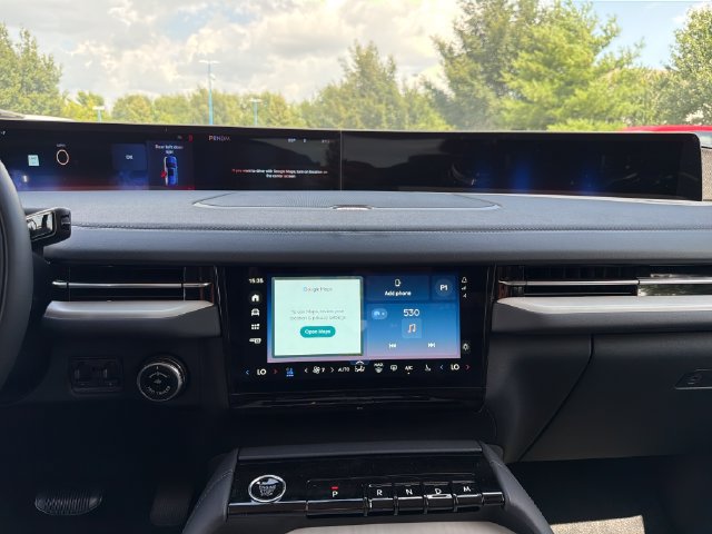 New 2026 Lincoln Navigator Reserve AWD/4WD image 20