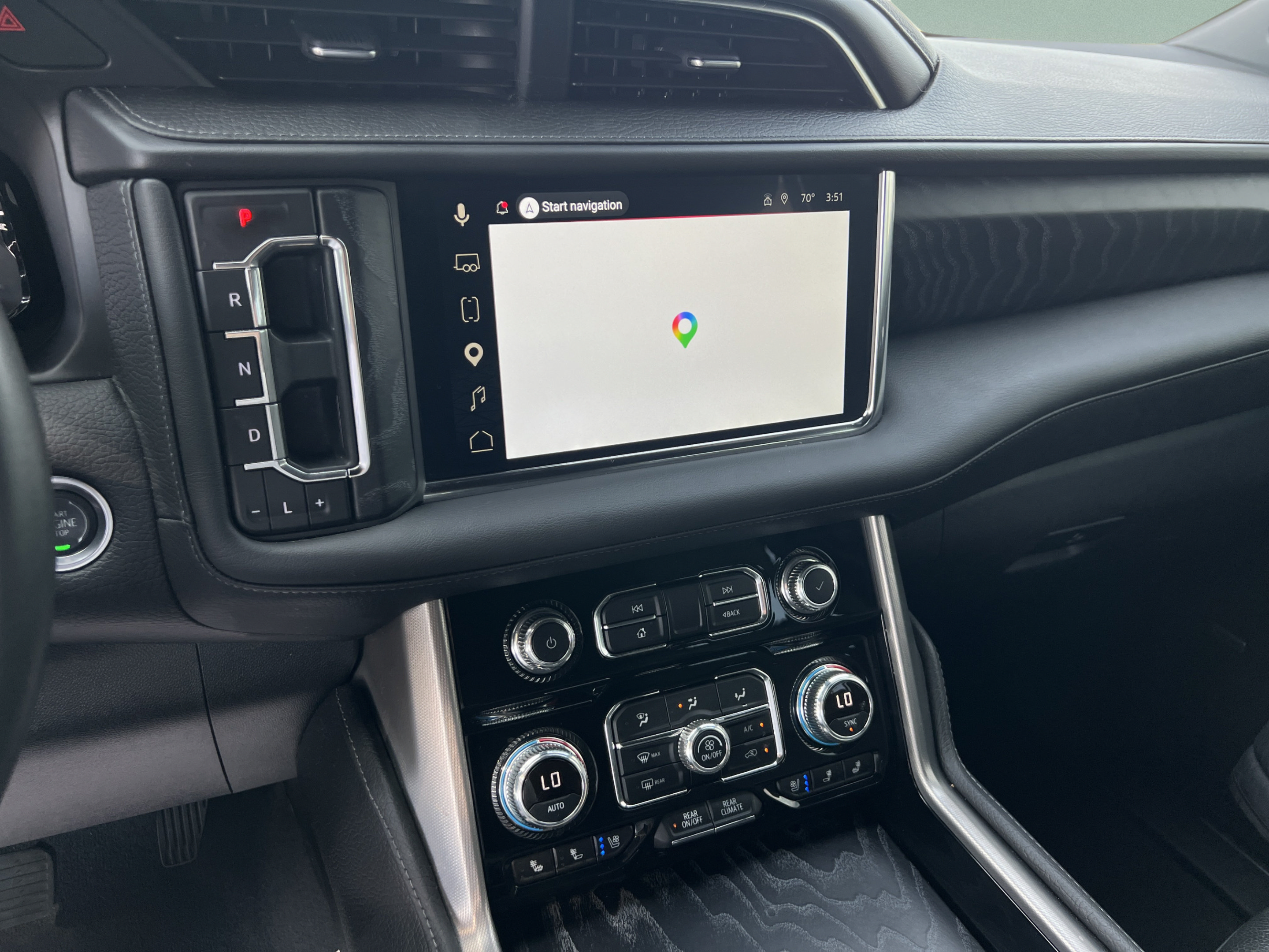 Used 2024 GMC Yukon XL Denali AWD/4WD image 23
