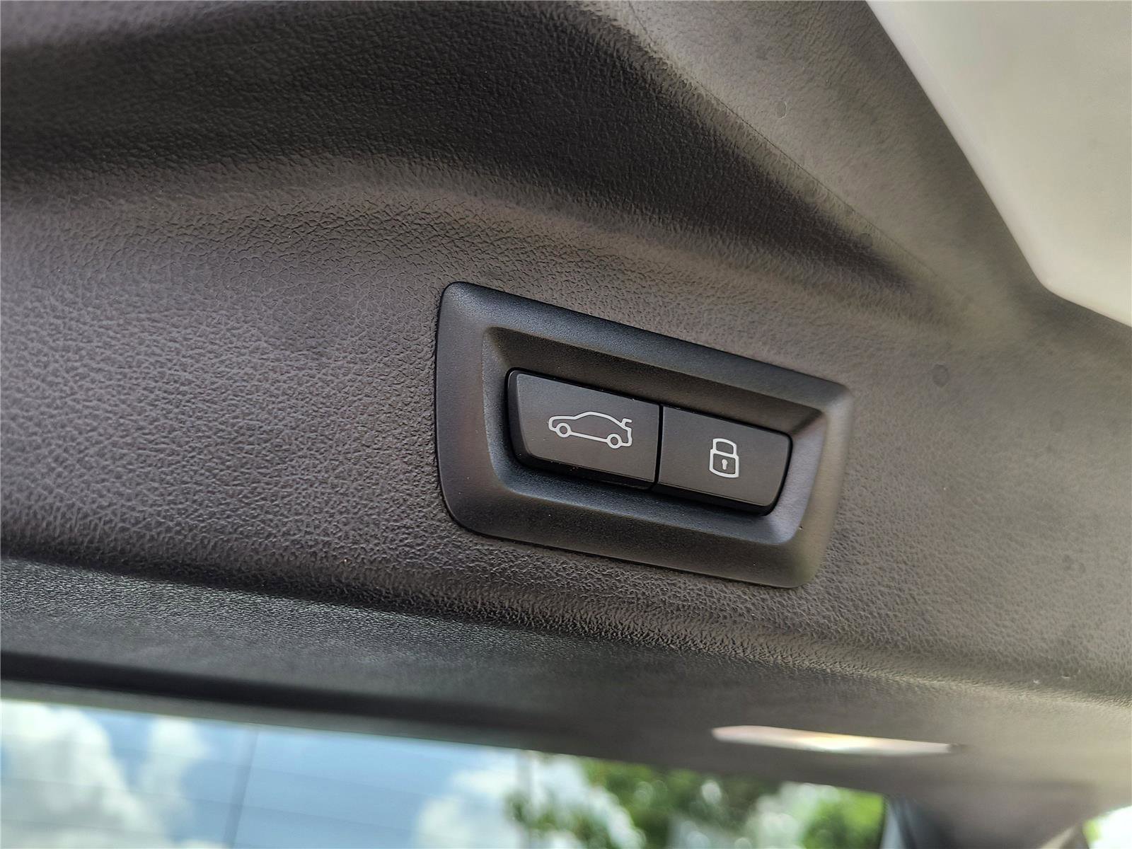 Used 2024 BMW X5 sDrive40i image 9