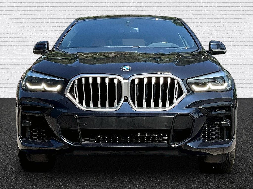 Used 2023 BMW X6 xDrive40i w/ M Sport Package AWD/4WD image 2