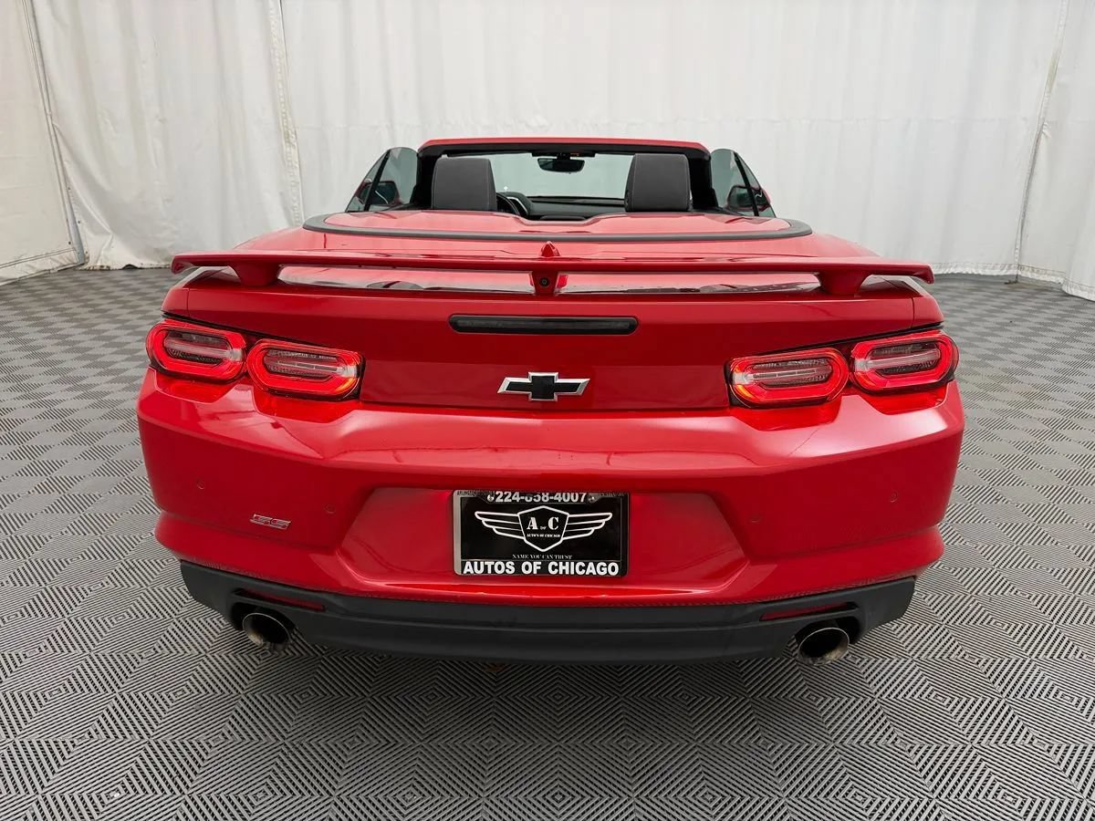 Used 2019 Chevrolet Camaro SS RWD image 6