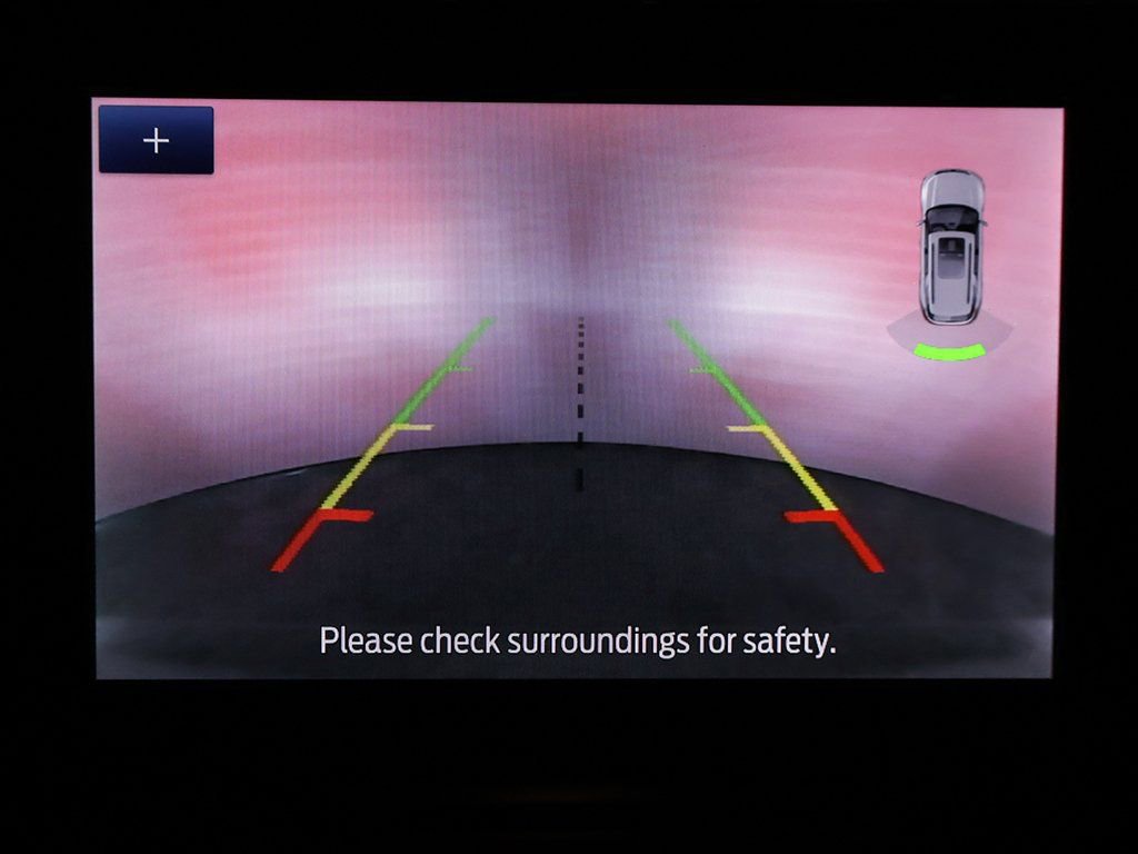 Used 2022 Ford Explorer XLT image 38