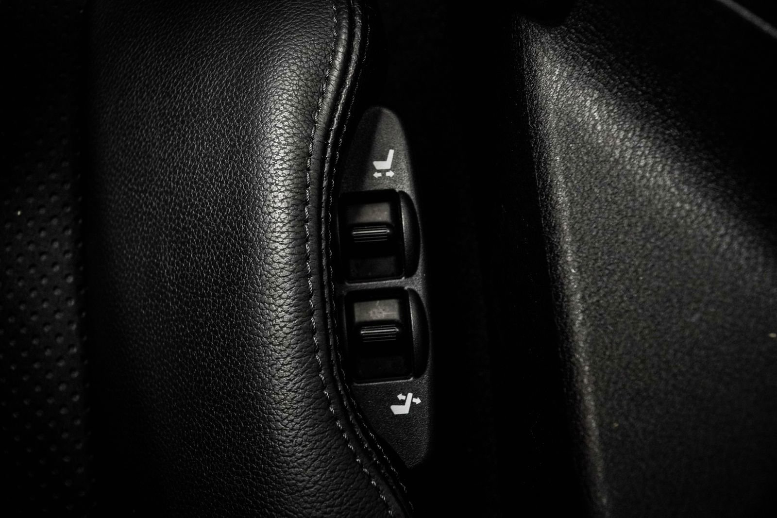 Used 2024 Nissan Z Performance w/ Floor Mat Package RWD image 20