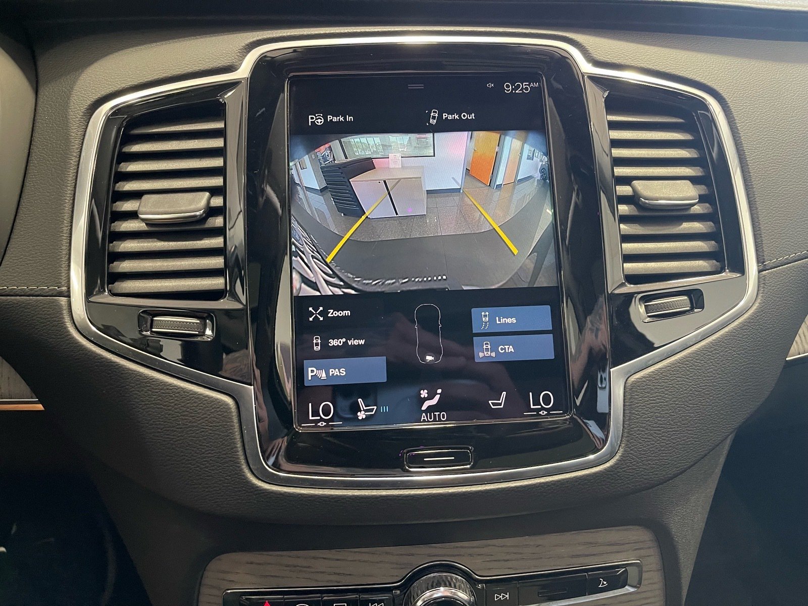 Used 2021 Volvo XC90 T8 Inscription w/ Advanced Package AWD/4WD image 50