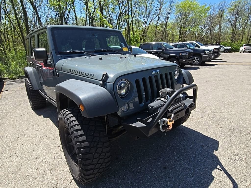 Used 2015 Jeep Wrangler Unlimited Rubicon w/ Connectivity Group image 11