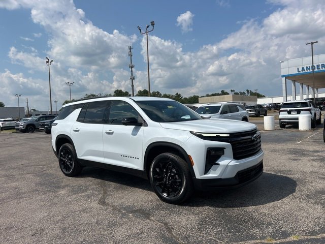 New 2026 Chevrolet Traverse LT w/ Midnight/Sport Edition