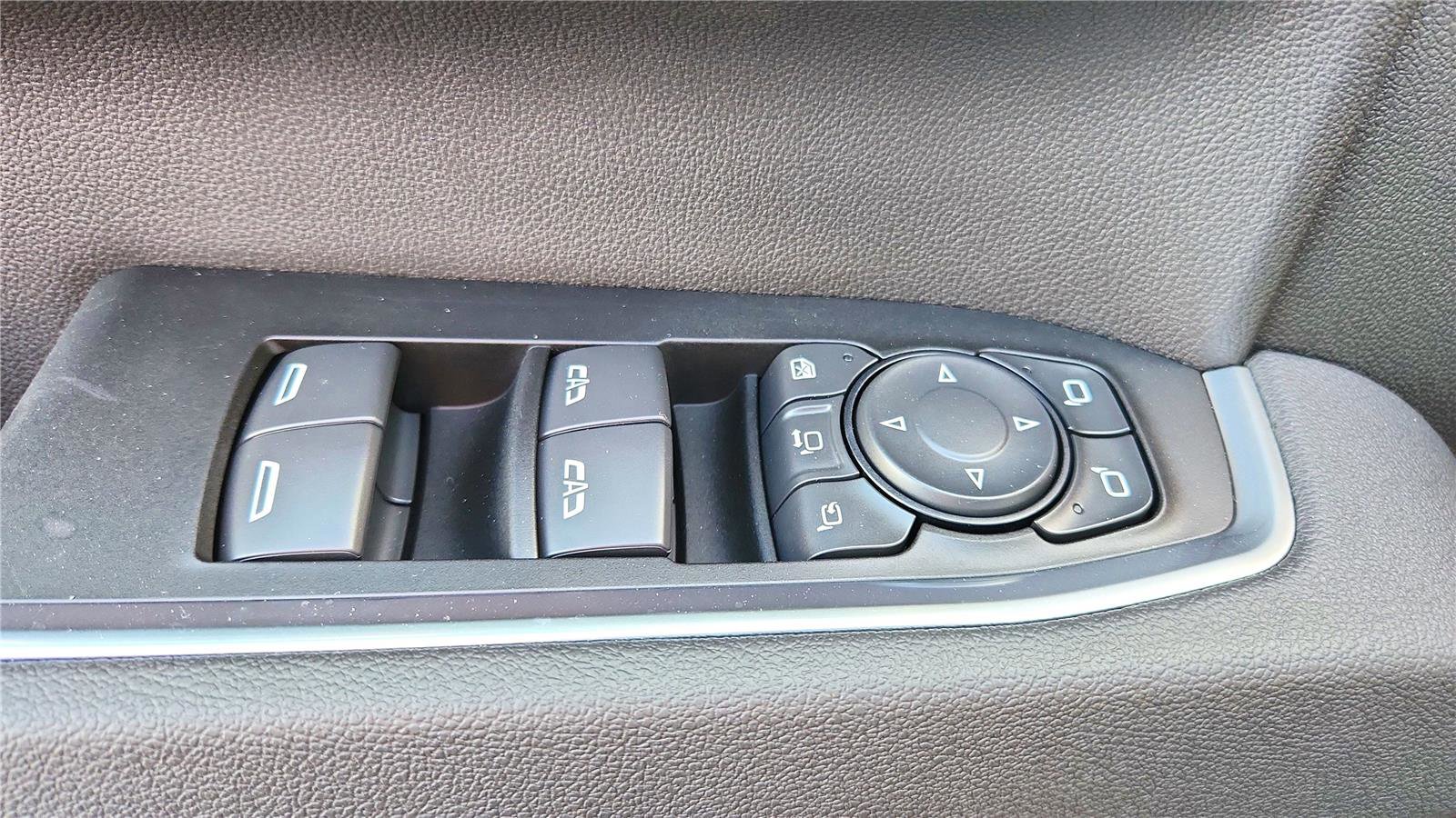 New 2026 Chevrolet Silverado 3500 LTZ w/ LTZ Premium Package image 11