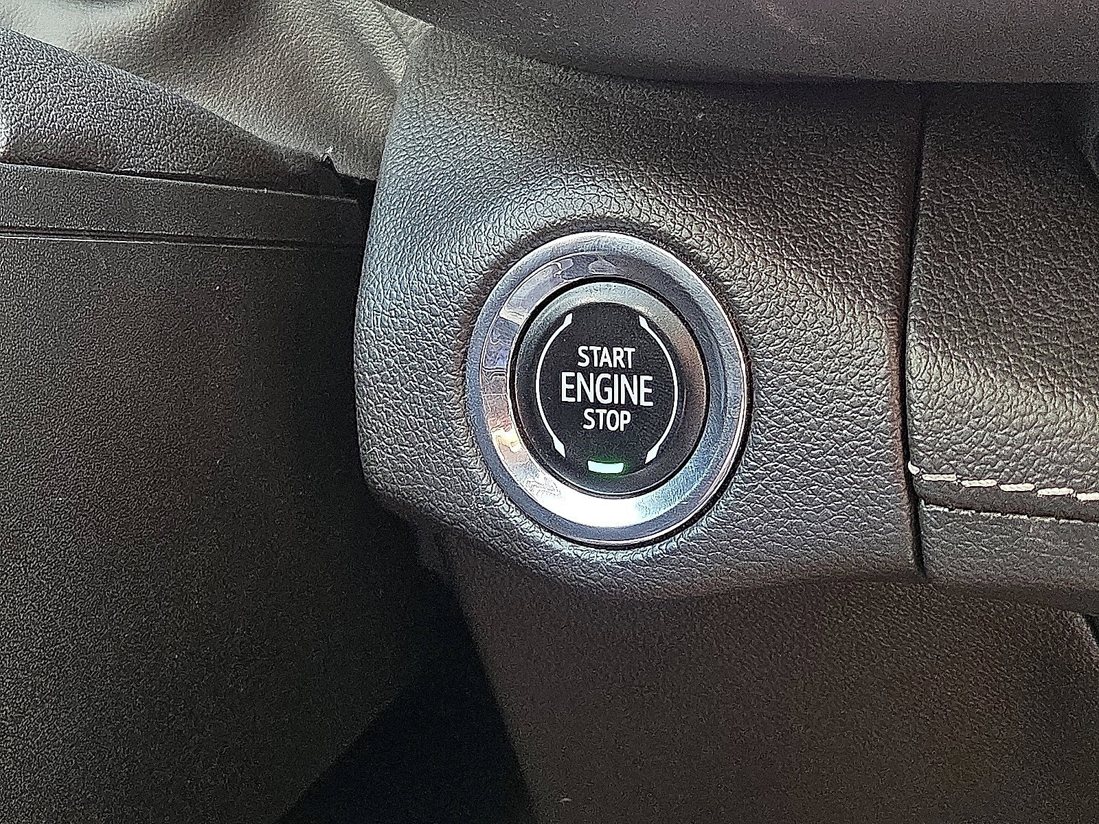 Used 2023 Buick Envision Preferred AWD/4WD image 29