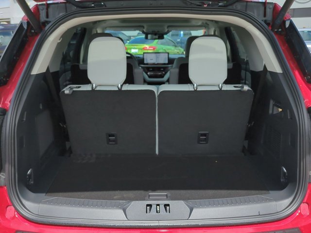 New 2026 Ford Explorer Platinum image 13