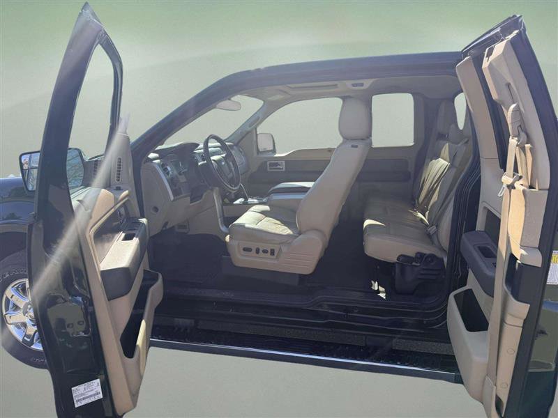 Used 2014 Ford F150 Lariat w/ Equipment Group 502A Luxury image 32