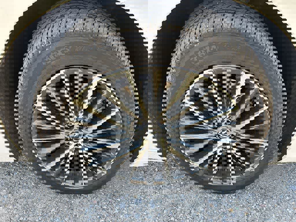 Used 2023 Lexus ES 350 w/ Premium Package FWD image 9