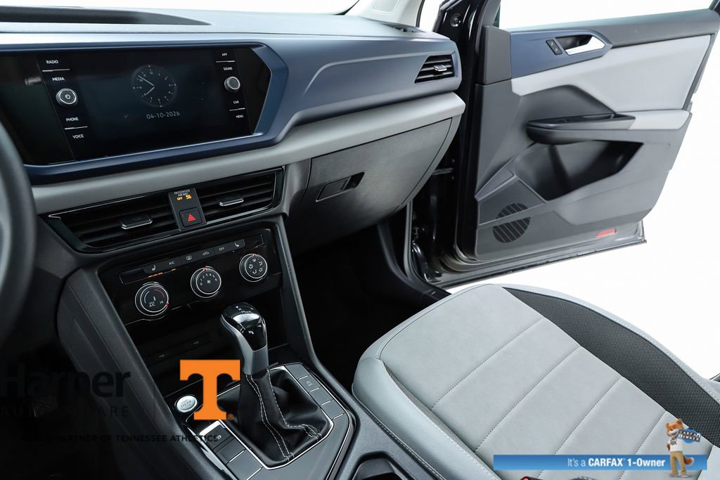 Used 2023 Volkswagen Taos SE w/ Panoramic Sunroof Package image 60