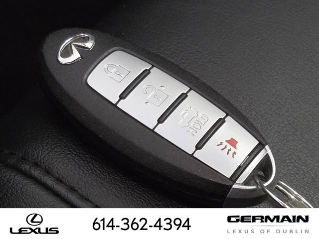 Used 2017 INFINITI Q60 3.0t w/ Cargo Package AWD/4WD image 32