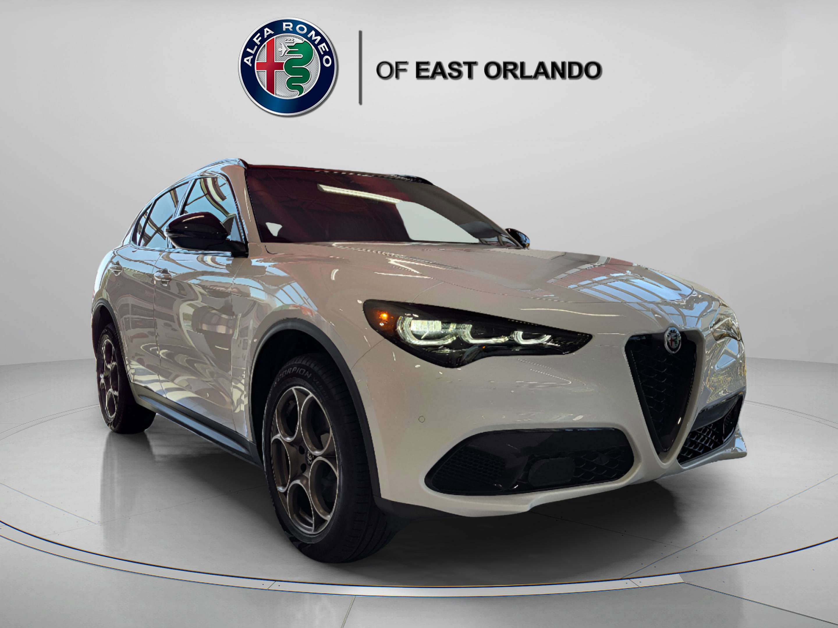 New 2025 Alfa Romeo Stelvio Sprint