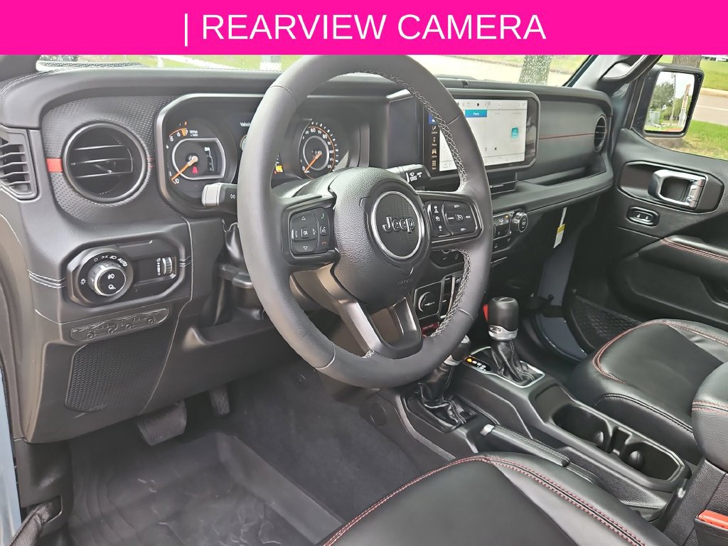 Used 2025 Jeep Gladiator Rubicon w/ Convenience Group AWD/4WD image 13