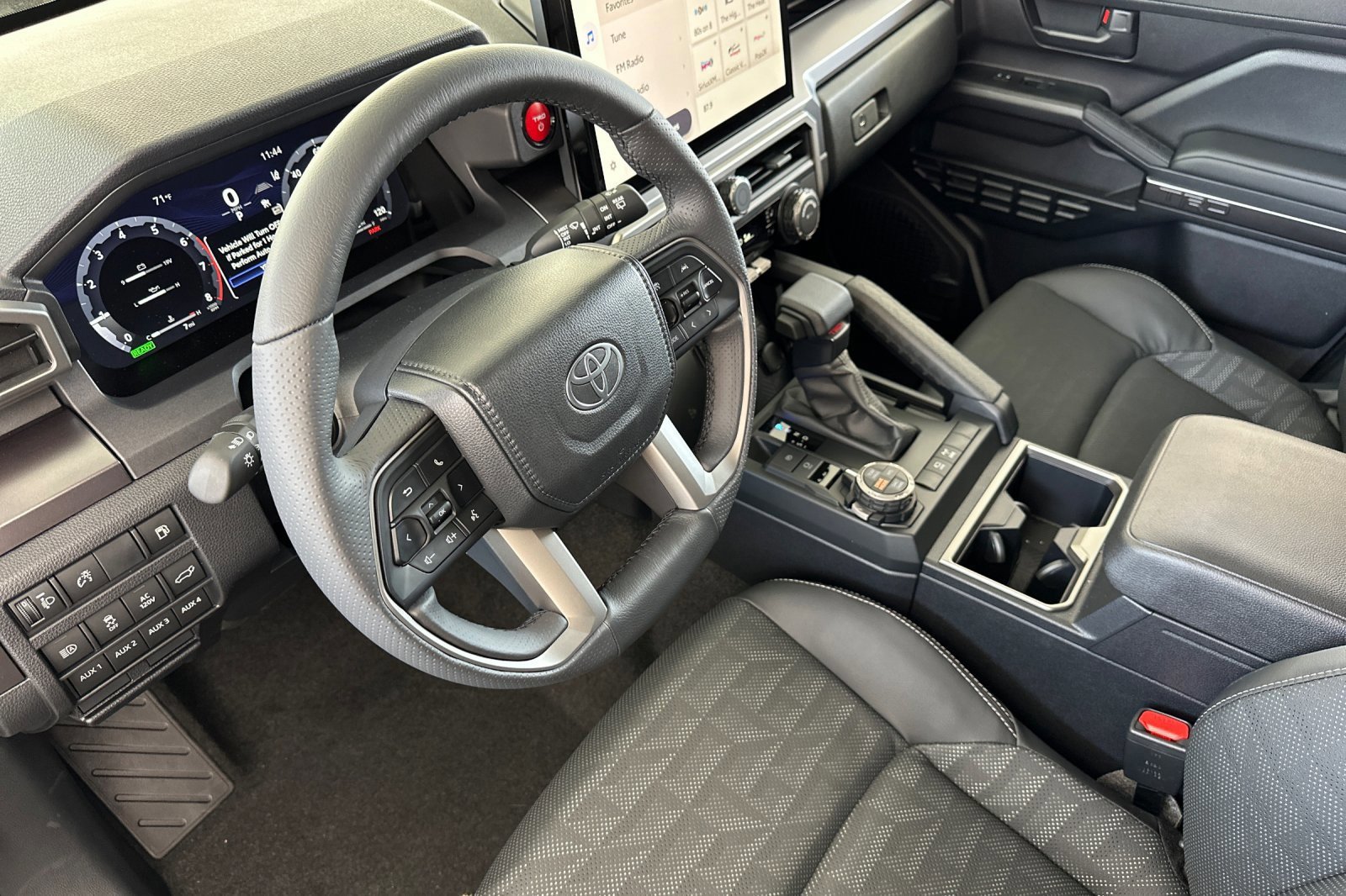 New 2025 Toyota 4Runner TRD Off-Road Premium image 9