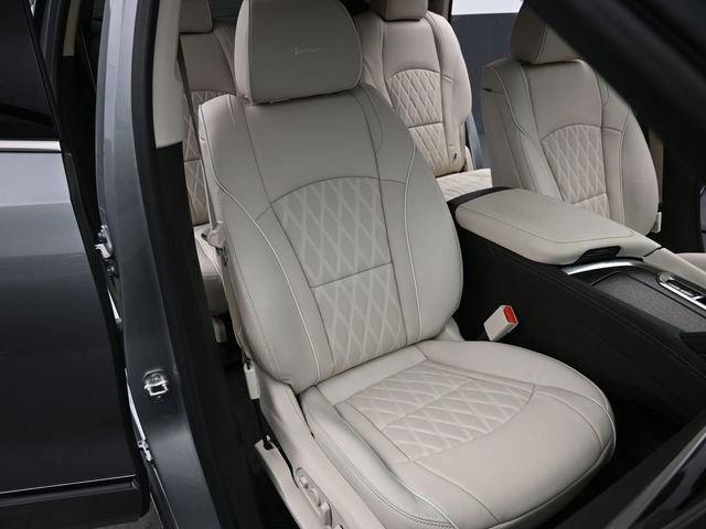 Certified 2024 Buick Enclave Avenir w/ Avenir Technology Package AWD/4WD image 21