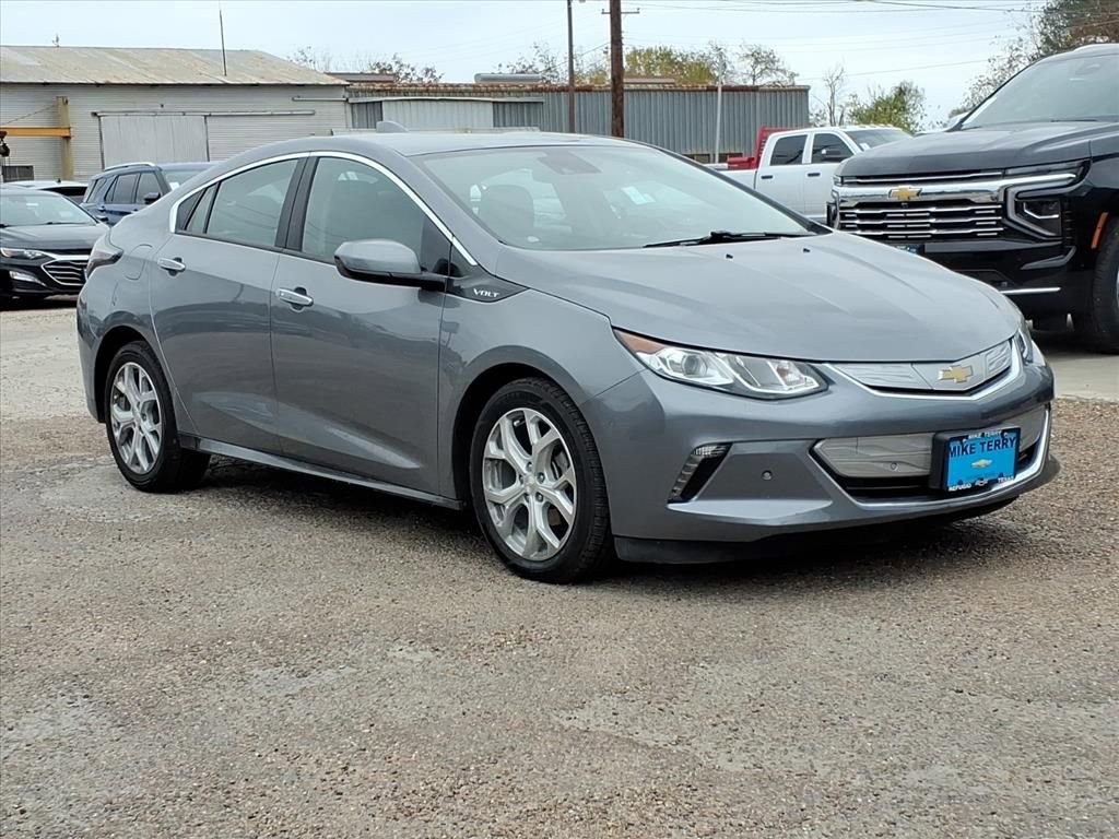 Used 2018 Chevrolet Volt Premier w/ Driver Confidence Package image 6
