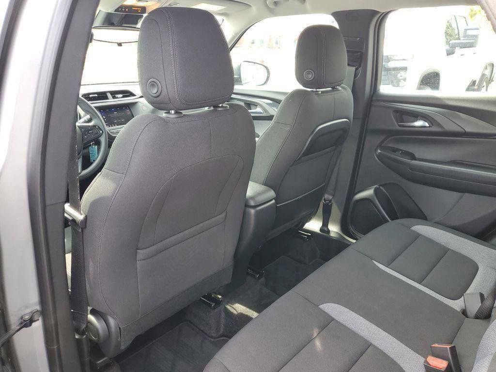 Used 2023 Chevrolet TrailBlazer LS image 26