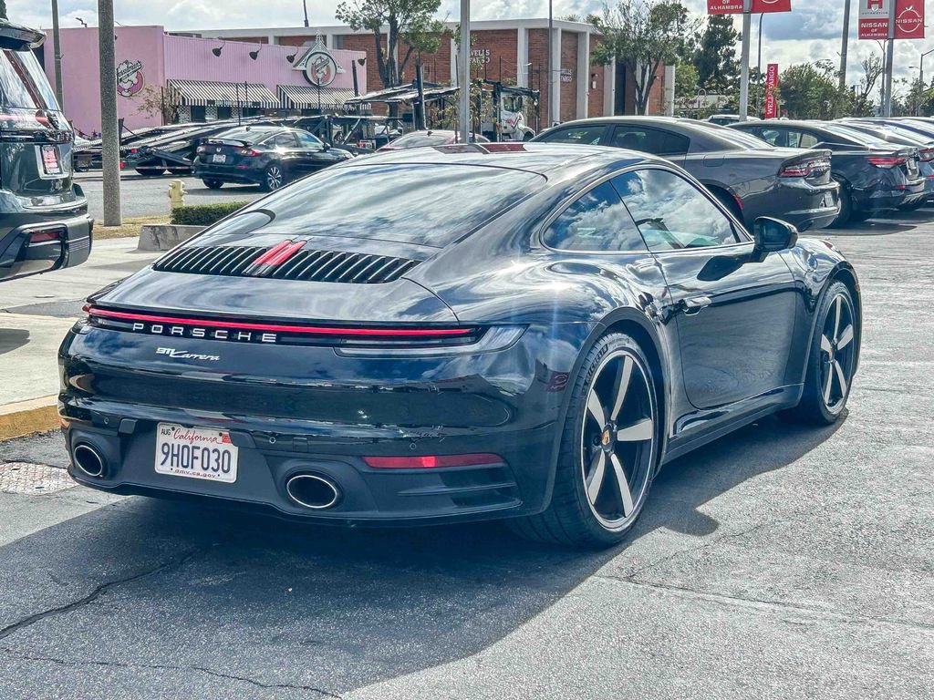 Used 2024 Porsche 911 Carrera RWD image 7