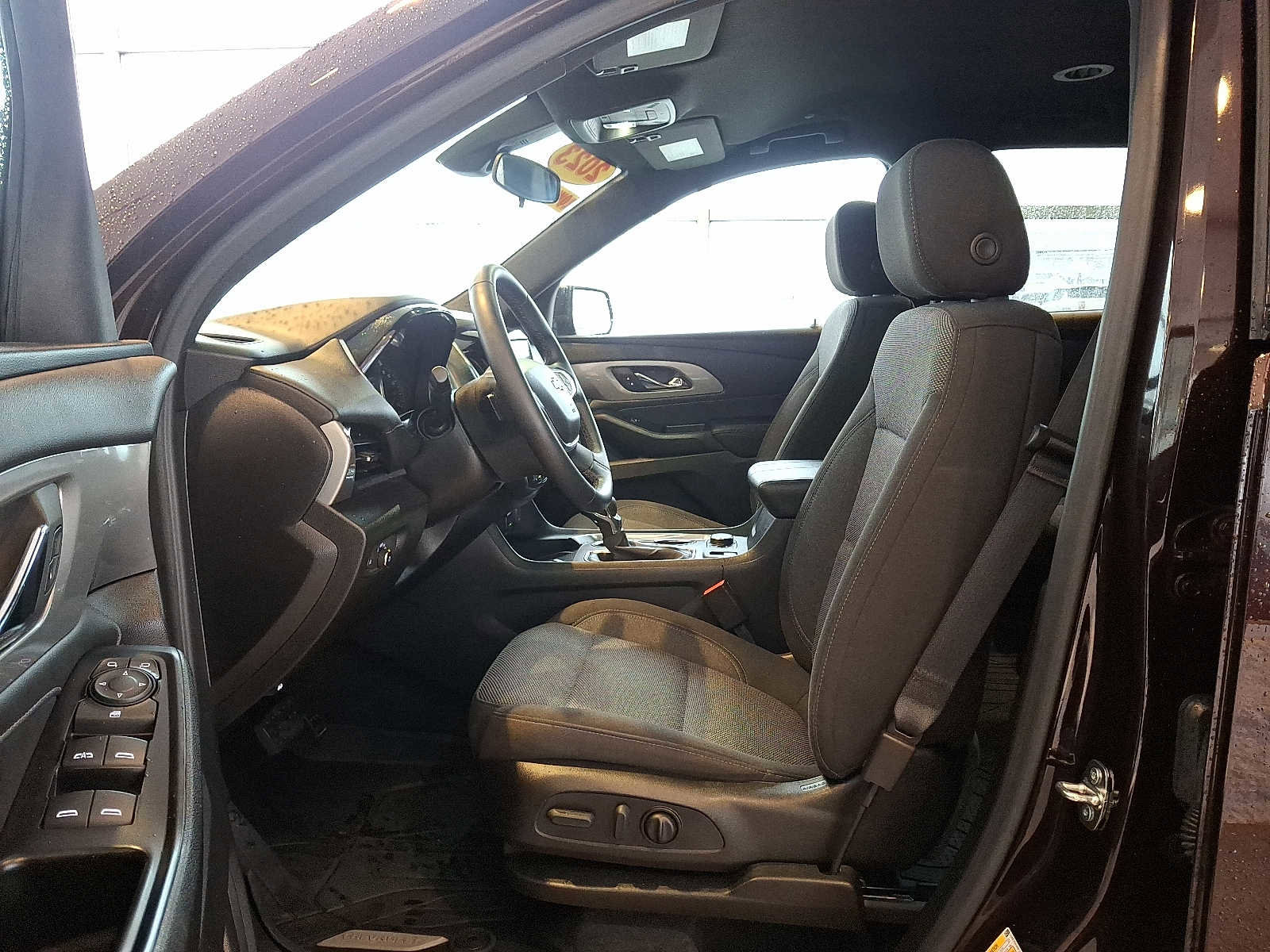 Certified 2023 Chevrolet Traverse LT w/ Midnight/Sport Edition image 14