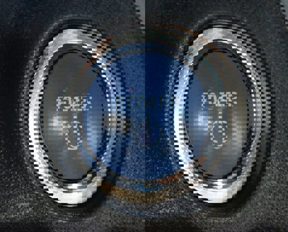 Used 2019 Toyota RAV4 XLE image 8