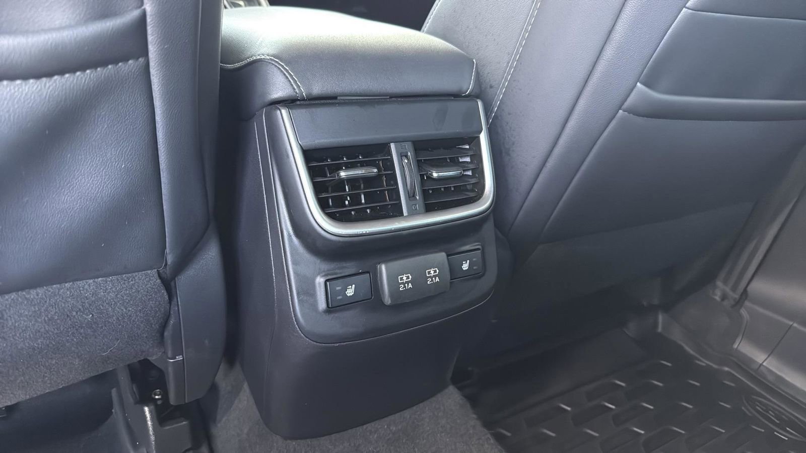 Used 2020 Subaru Legacy Limited image 28