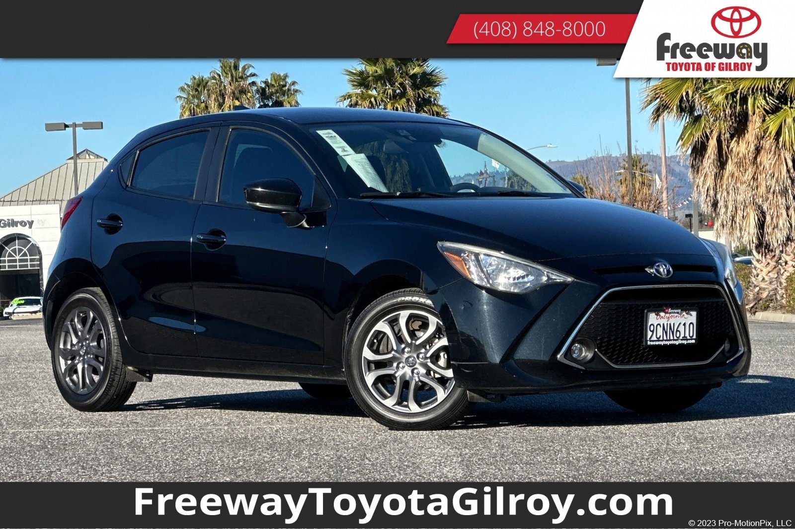 Used 2020 Toyota Yaris LE image 1