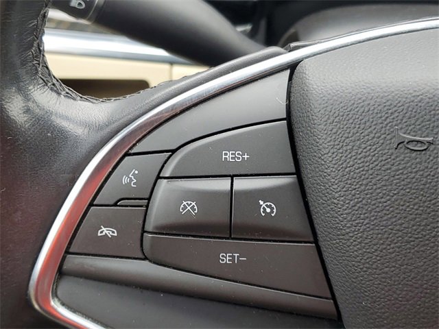 Used 2018 Cadillac XT5 FWD image 22