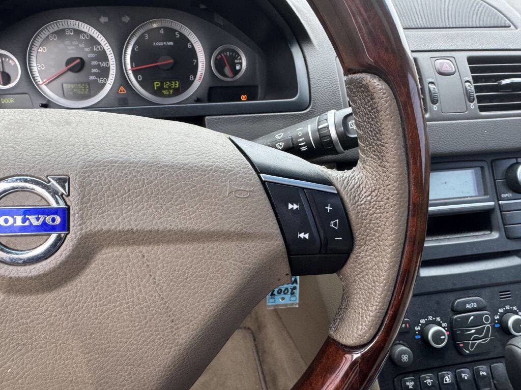 Used 2007 Volvo XC90 V8 image 14