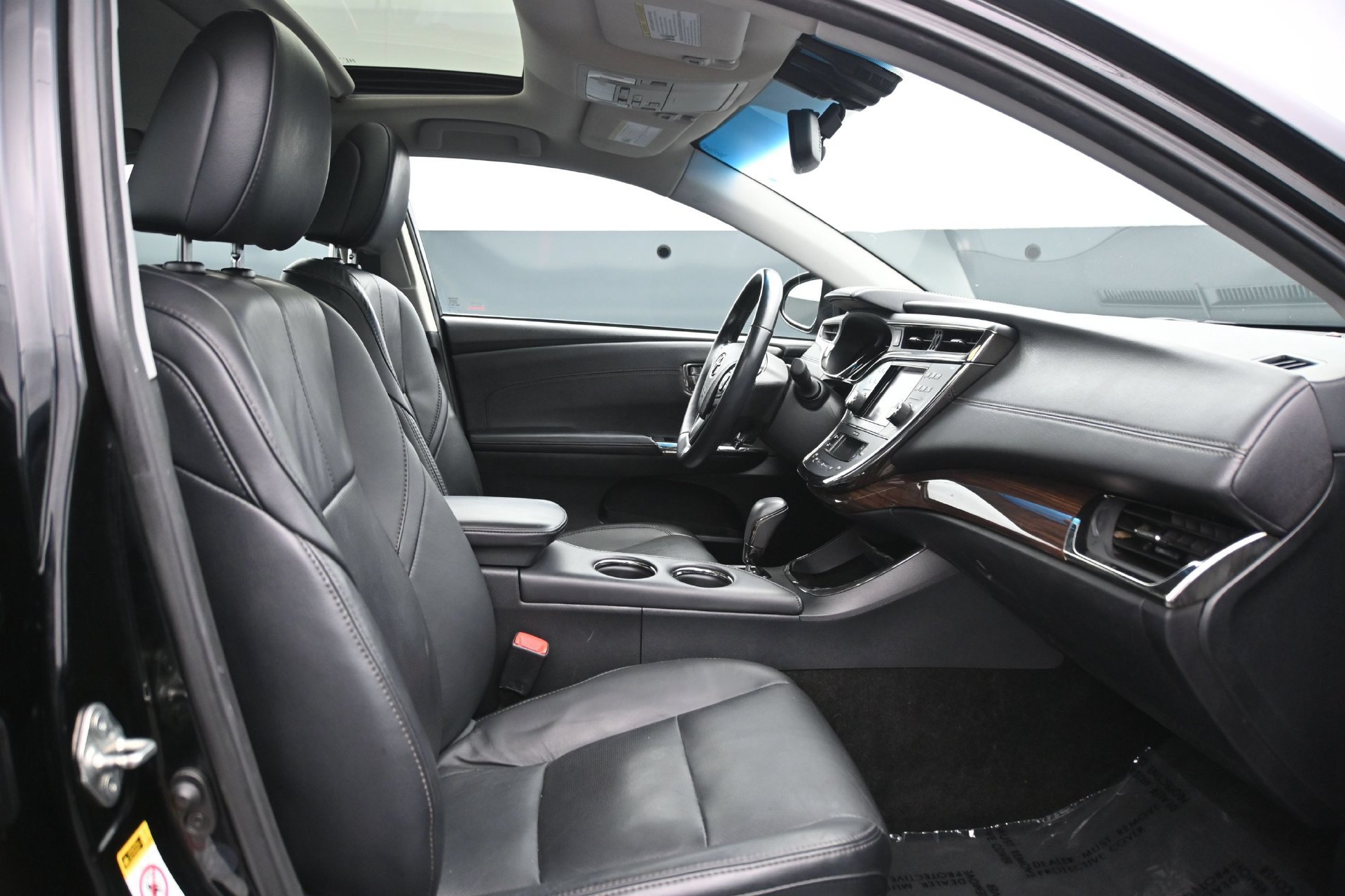 Used 2014 Toyota Avalon Limited FWD image 13