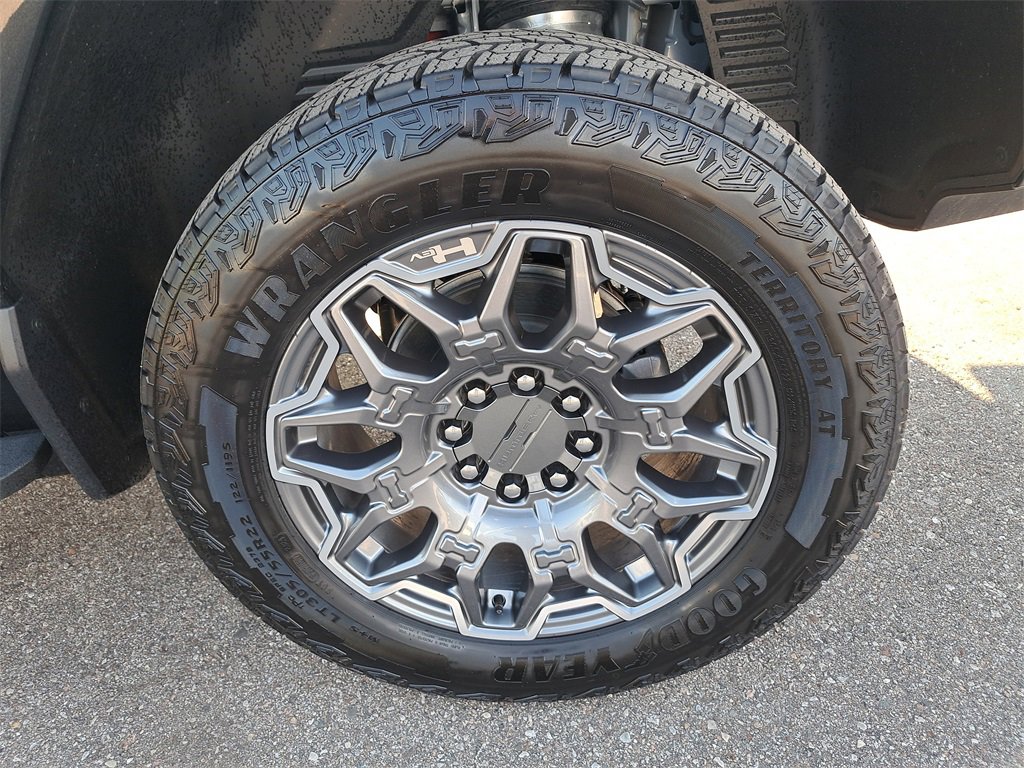 New 2025 GMC Hummer EV 3X image 41