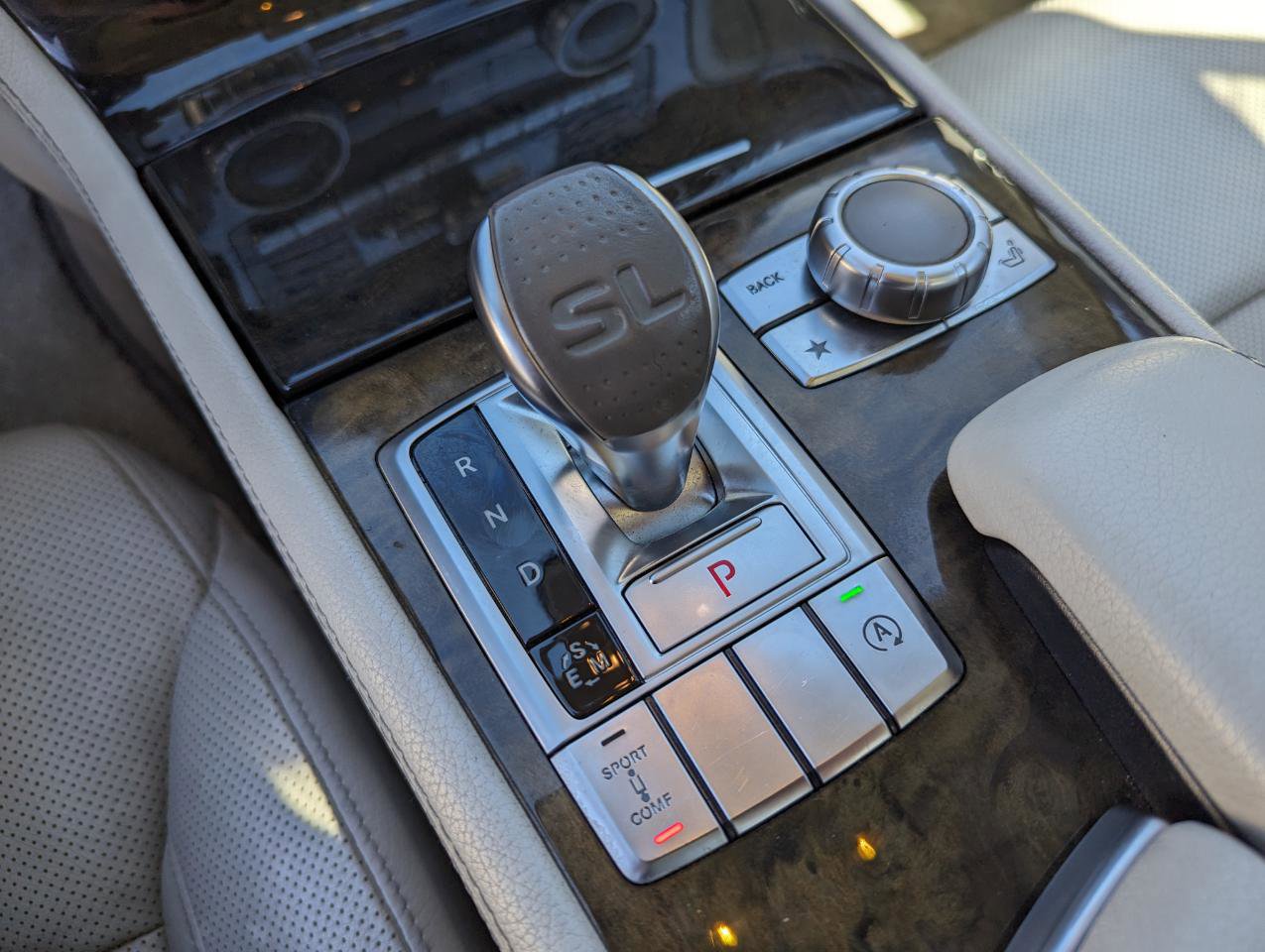 Used 2015 Mercedes-Benz SL 400 image 28