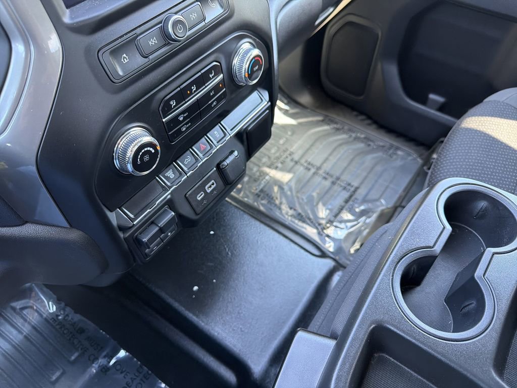 Used 2023 GMC Sierra 3500 Pro w/ Gooseneck/5TH Wheel Package image 8