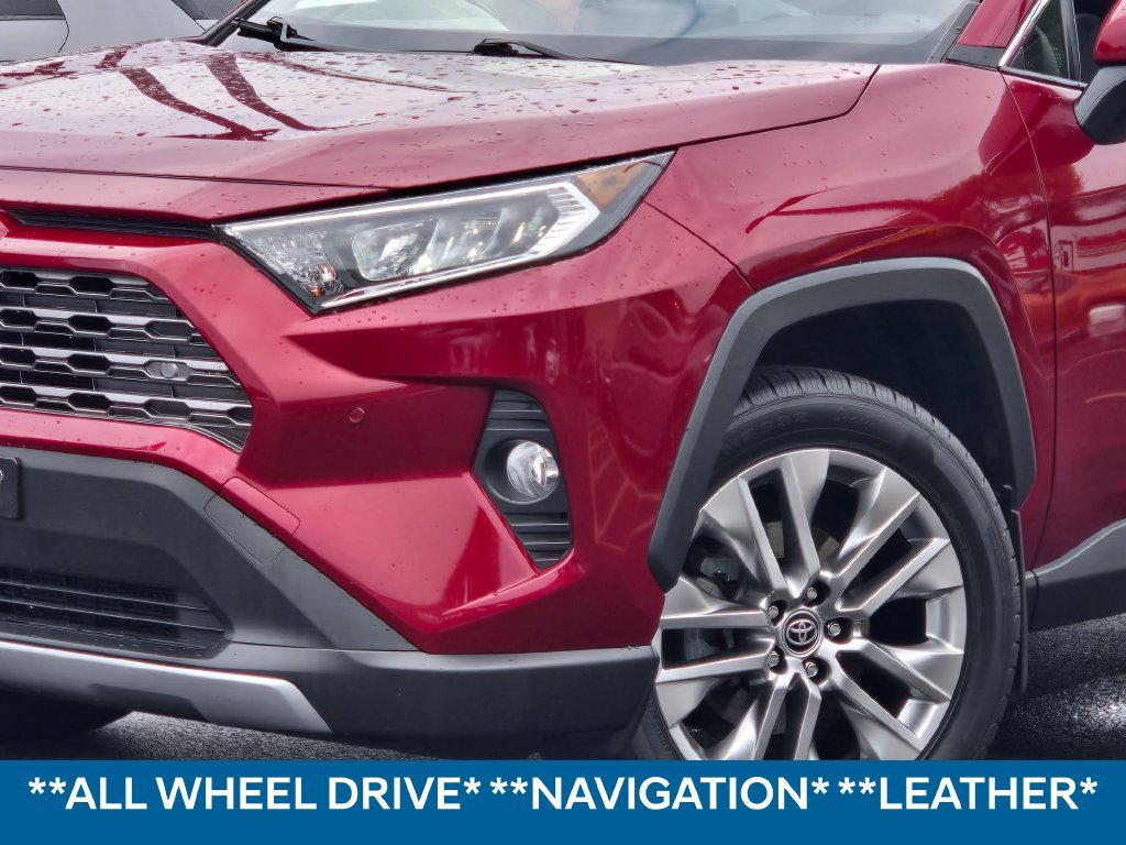 Used 2020 Toyota RAV4 Limited AWD/4WD image 2