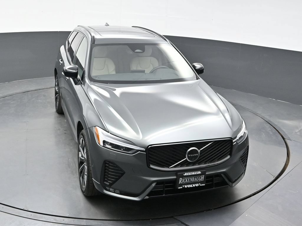 New 2026 Volvo XC60 B5 Plus w/ Protection Package Premier AWD/4WD image 31