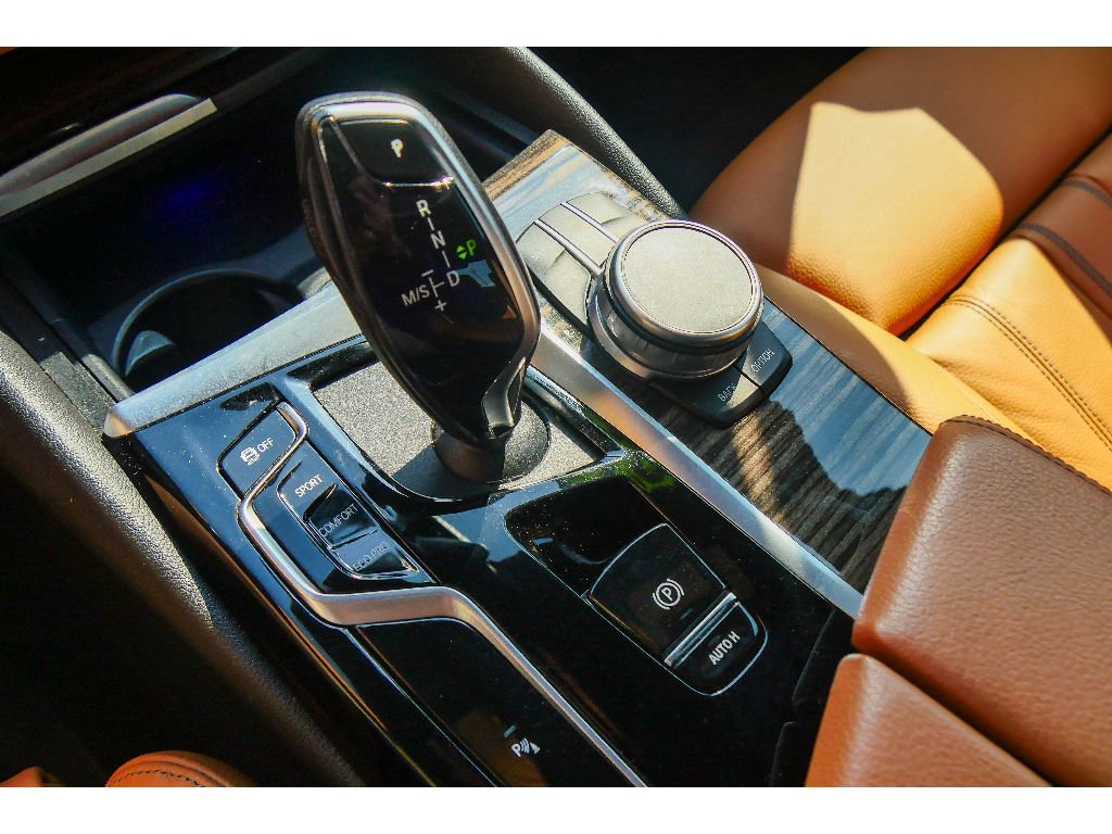 Used 2021 BMW 540i xDrive w/ Premium Package AWD/4WD image 25