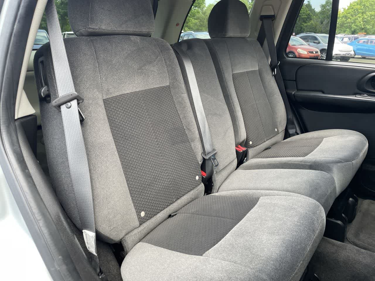 Used 2008 Chevrolet TrailBlazer LT w/ Sun And Sound Package RWD image 15