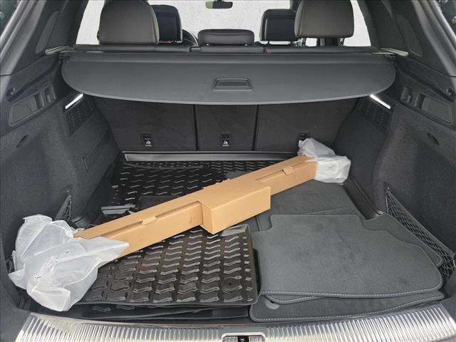 Certified 2022 Audi SQ5 Prestige image 25